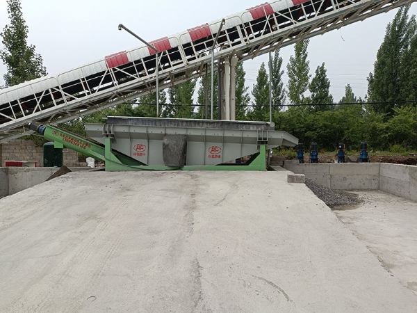 振動砂石分離機